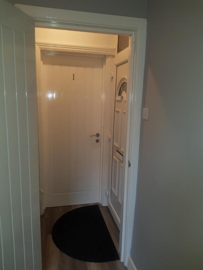 Highfields Living - All Rooms Ensuite- Free Wifi- Free Local Parking Sheffield Extérieur photo